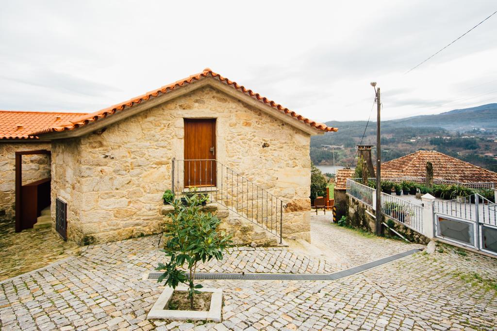 Vougaldeias Casa Da Tulha Guest House Sever do Vouga Bagian luar foto